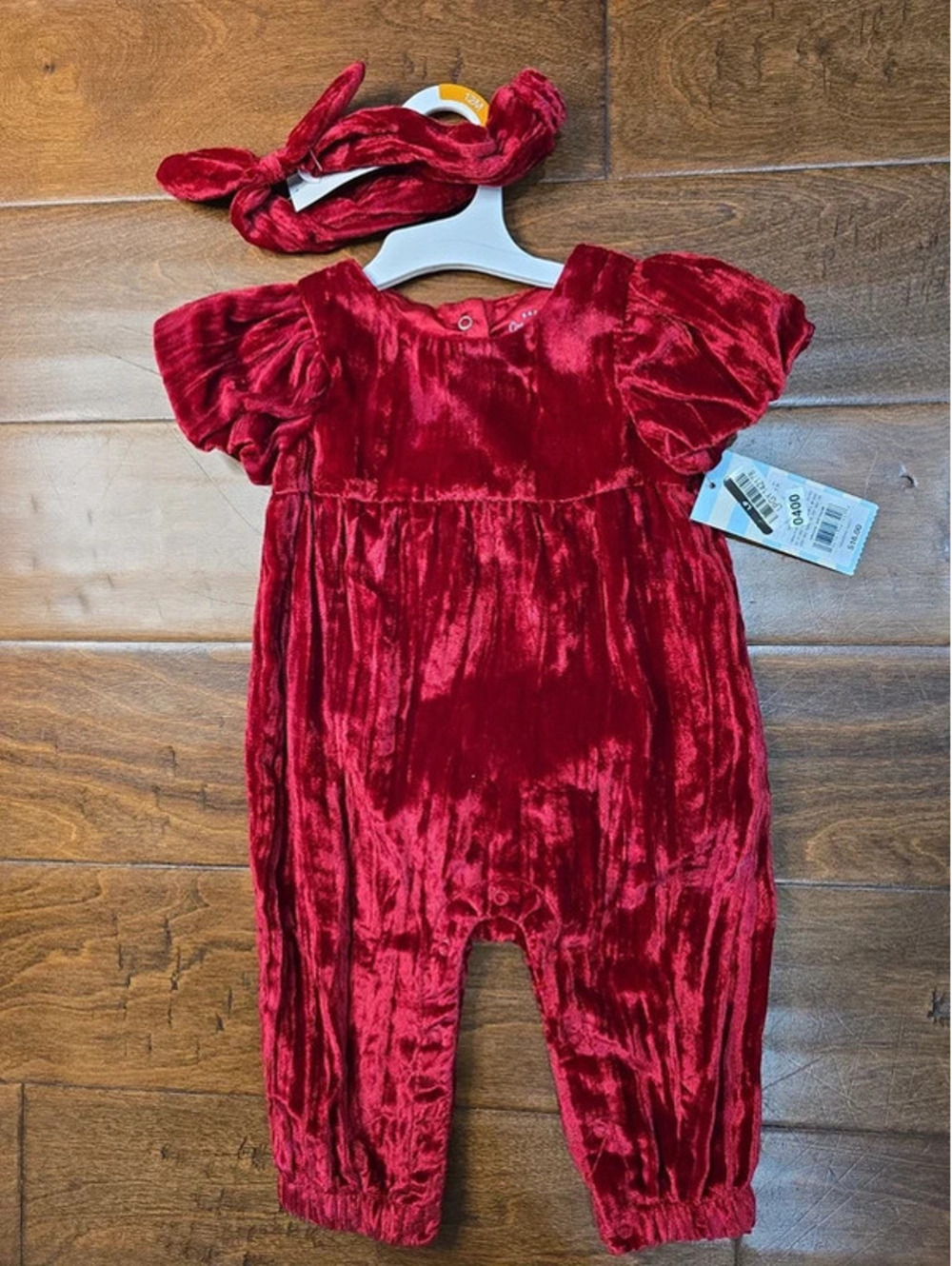 3 to 6m brand new romper, from target item 400G5